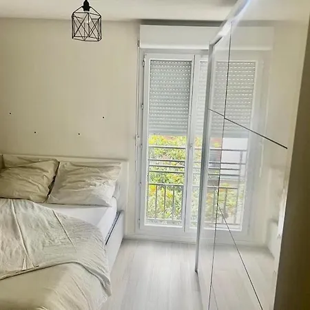 Lesly Apartament